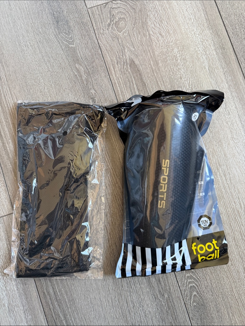 Sports Football Shin Guards in Black